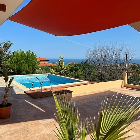 Alessandra ヴィラ