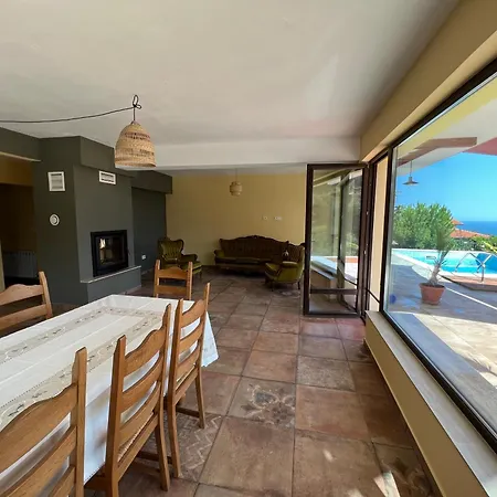 Alessandra ヴィラ *